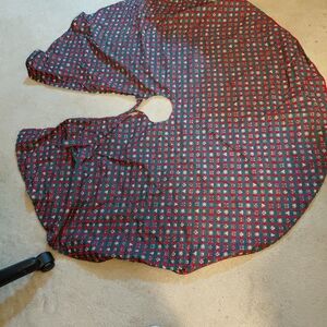 Festive Tree Skirt with Red and Green Pattern Christmas Holiday